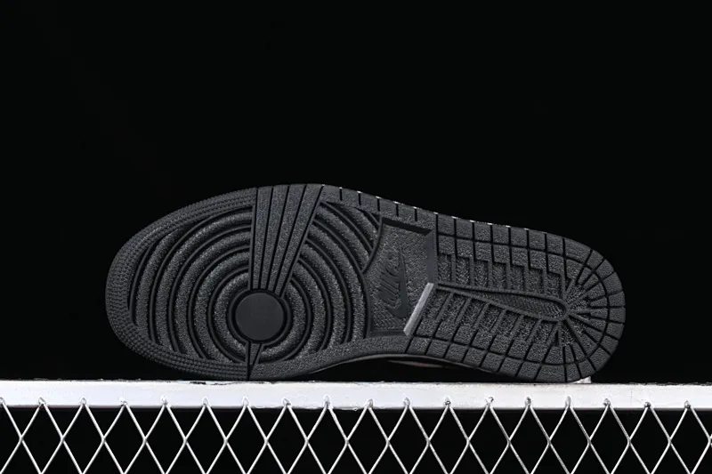 All categories Air Jordan Jordan series basketball shoes Air Jordan 1 Low Travis Scott x Air Jordan 1 Low OG AJ1 Joe 1 joint overhead hook DM7866-814